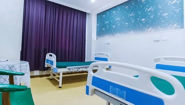 大专可以深户吗_袁姗姗哀牢山“上班记”：当明星特权遇上蚂蟥 板我们到老员工也想要找